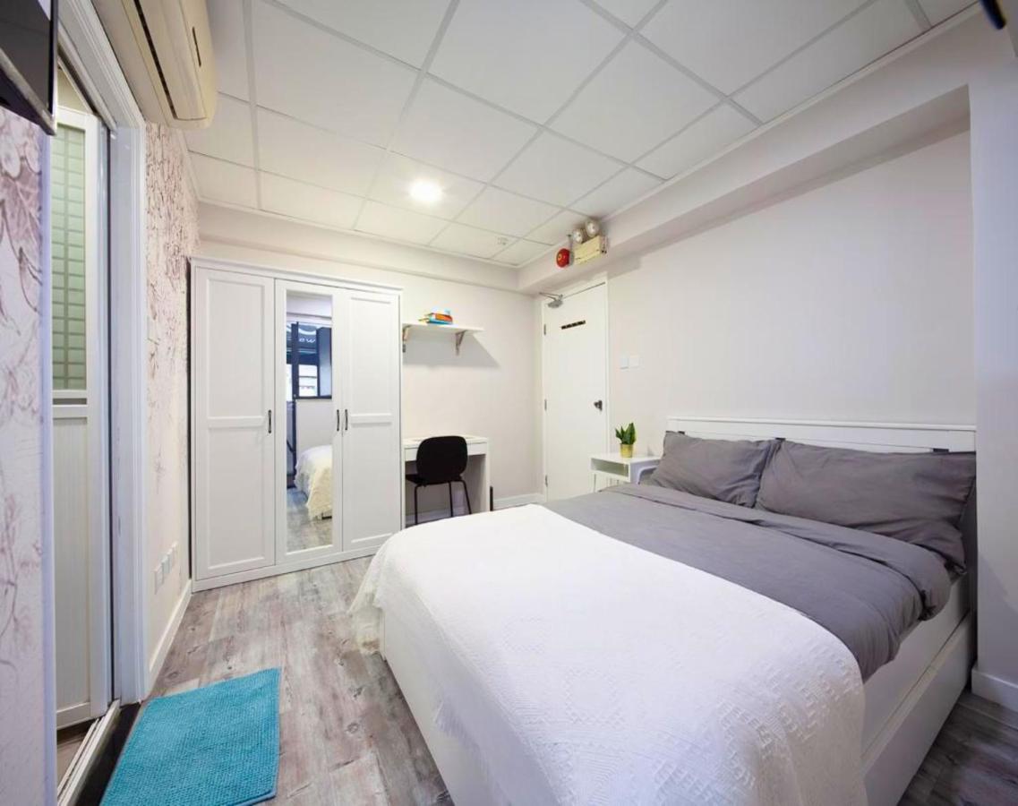 Pillows Coliving Гонконг Экстерьер фото