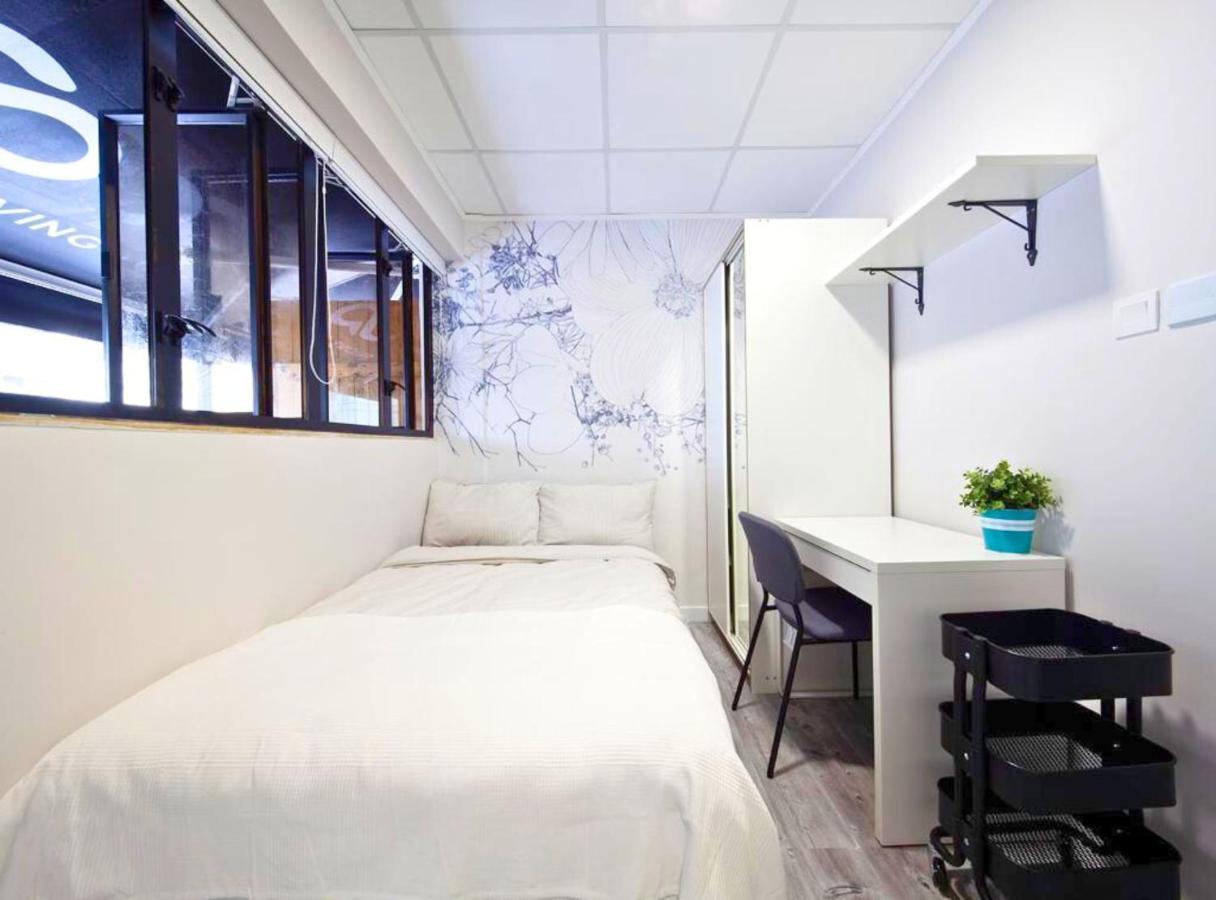 Pillows Coliving Гонконг Экстерьер фото