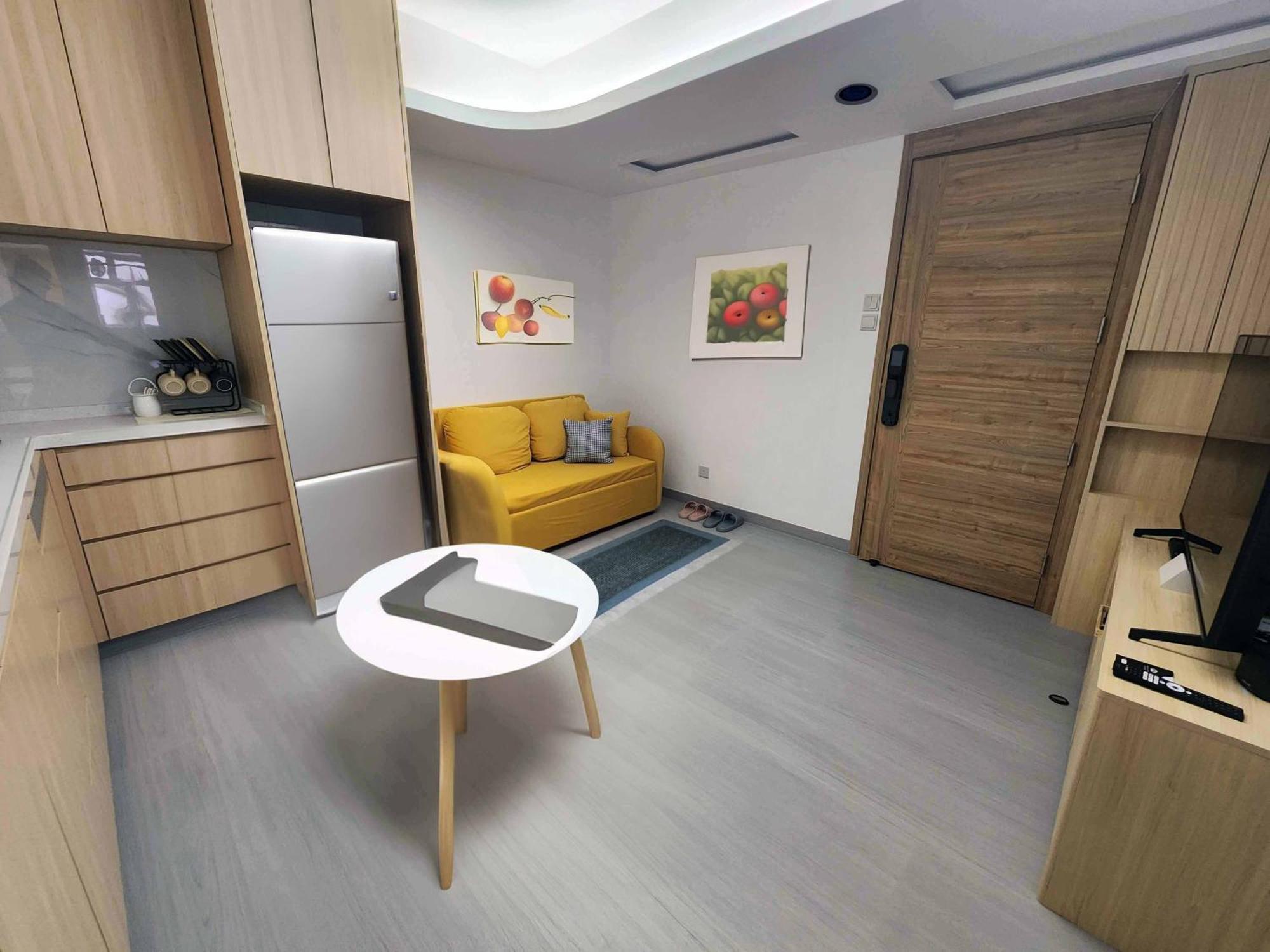 Pillows Coliving Гонконг Экстерьер фото